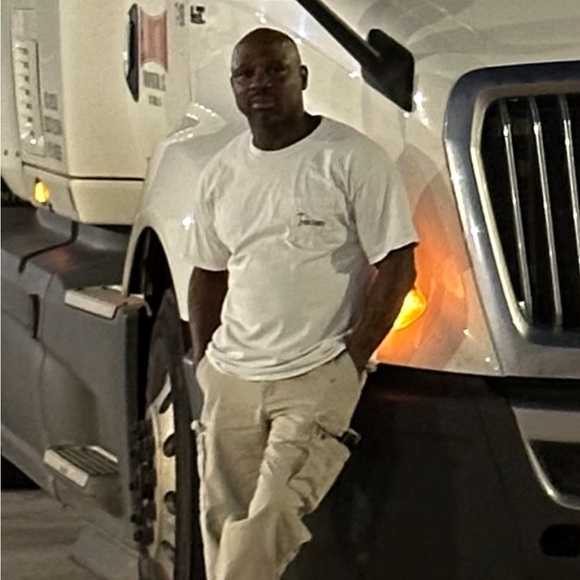 Meet your Posher, Tim - Picture 2 of 2